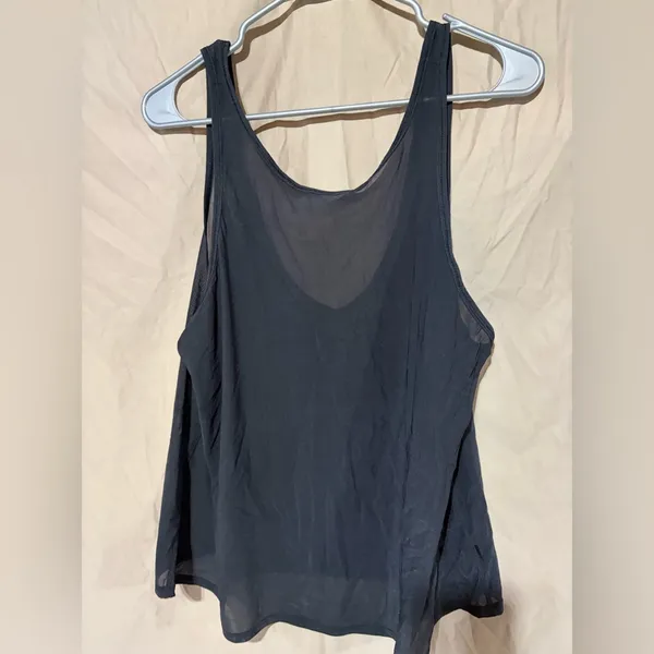 Lululemon tank top - Image 2