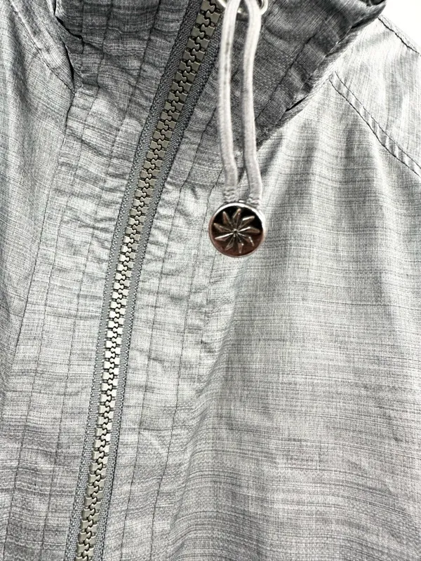 Athleta Women's City Chic‎ Gray Windbreaker Jacket Size XL Gray - Image 4