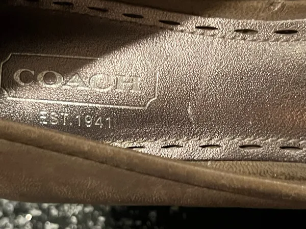 Womens sz6 Coach Darlina Bronze Leather Pumps Heels with Logo Button Detail - Image 11