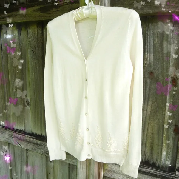 Liz Claiborne Collections Cream White Sweater - Image 2
