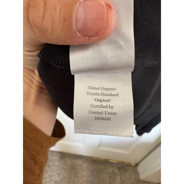 Everlane black organic cotton long sleeve tee size large - Image 5
