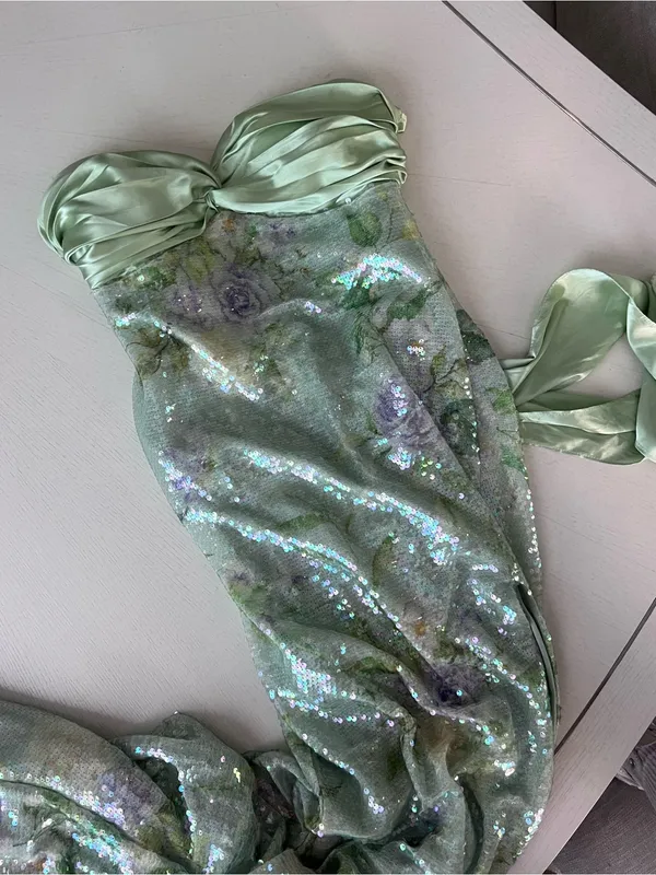 City Triangles Sage Green Sequin Dress with Slit and Satin - Image 5