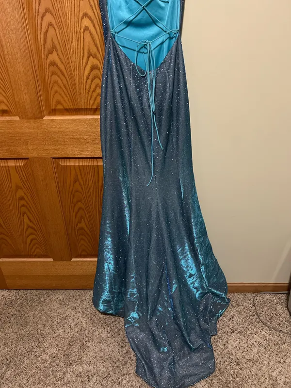 Sherri Hill formal gown - Image 8
