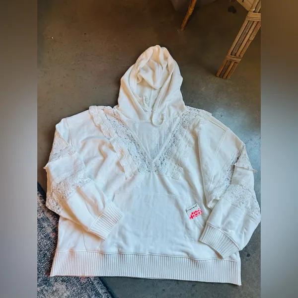 Free people movement white lace studio hoodie nwt large - Image 2