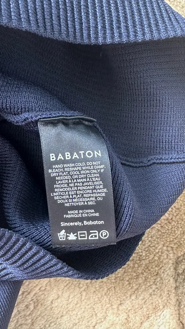 Aritzia Babaton Sculpt Knit Criss Cross Tank Crop Size Medium Admiral Navy - Image 3