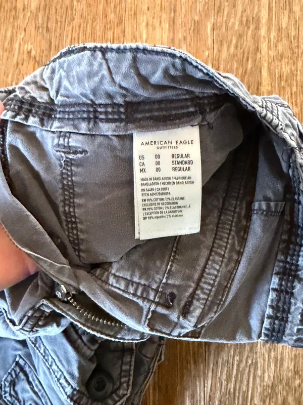 American Eagle Cargo Pants - Image 3
