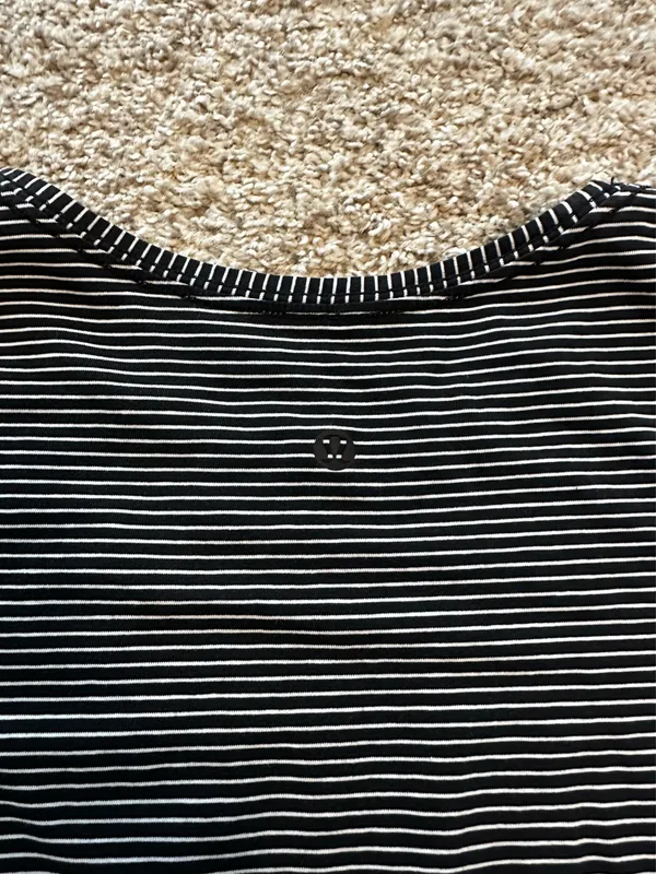 Lululemon Top  - Image 3