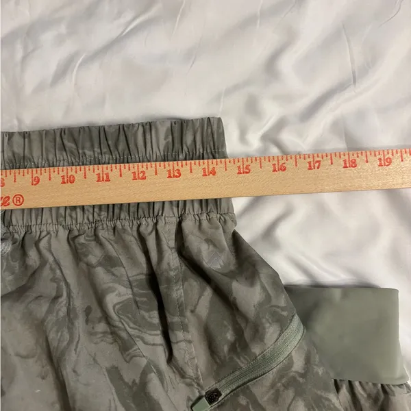Cali Sport Gray Marble Print Joggers Size M Zip Pocket Athleisure Pants - Image 4
