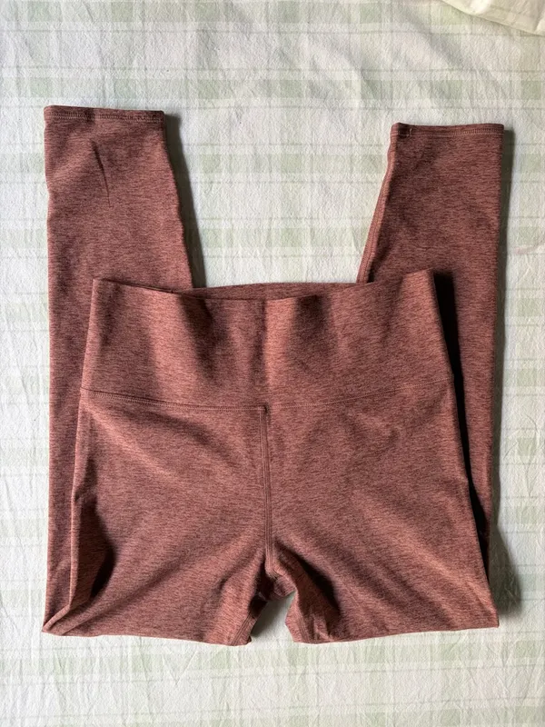 Vuori High-Waist Rust Heather Leggings - Image 4