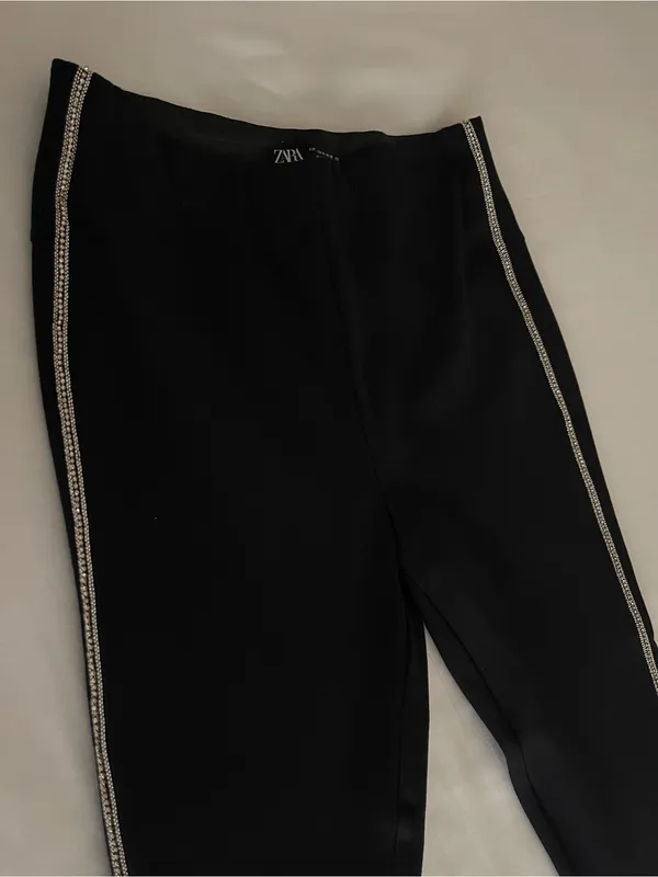 NWT ZARA Black High-Waisted Leggings with Rhinestone Side Stripe - Size XL - Image 5
