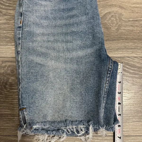 We The Free Free People High Rise Raw Hem‎ Denim Shorts Light Wash Blue Size 27 - Image 8