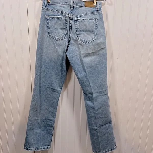 Vintage Tommy Hilfiger lightwash classic bootcut jeans - Image 4