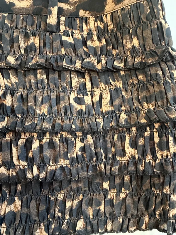 Revolve mini skirt - Image 6