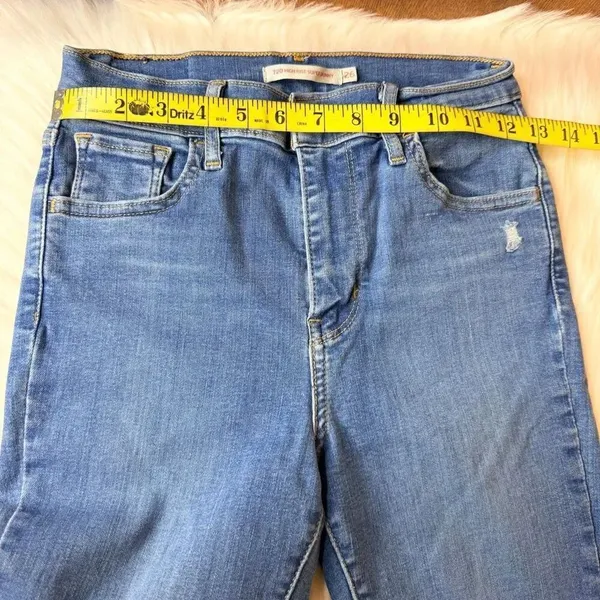 Levi’s 720 High Rise Super Skinny Distressed Jeans Size 26 - Image 8