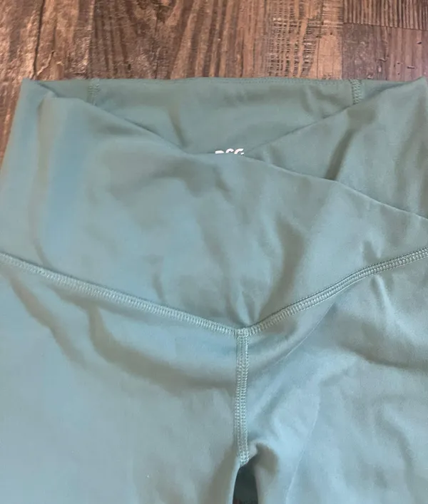 DSG Flare Leggings Multiple Size XS - Image 4