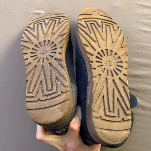 UGG Classic Short Heritage BOOTS - Image 8