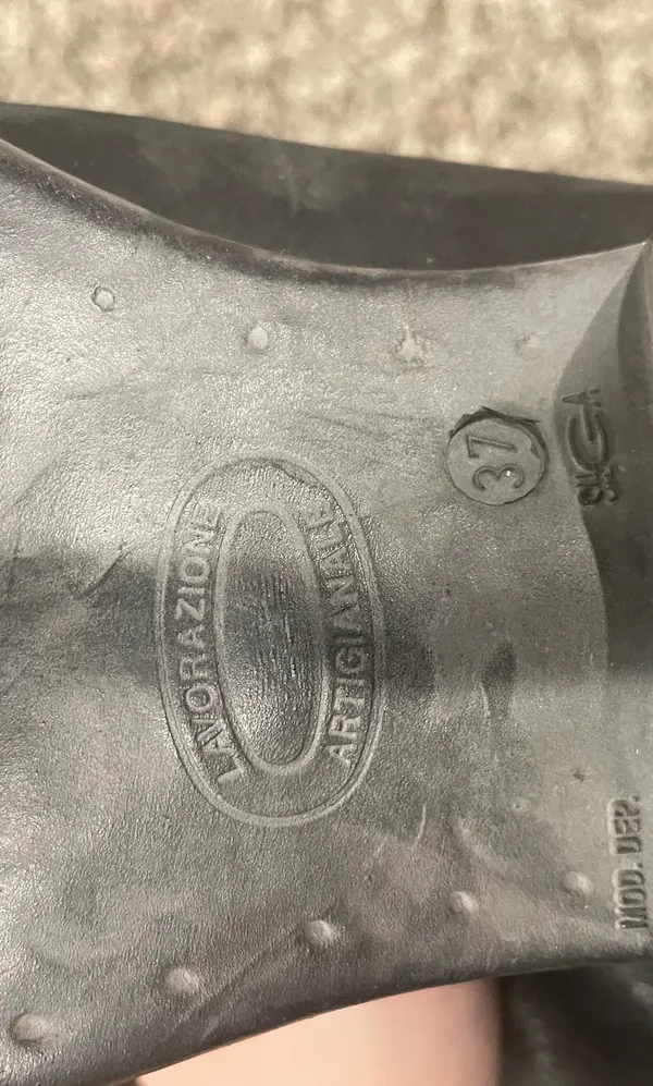 Black Boots Size 7 - Image 3