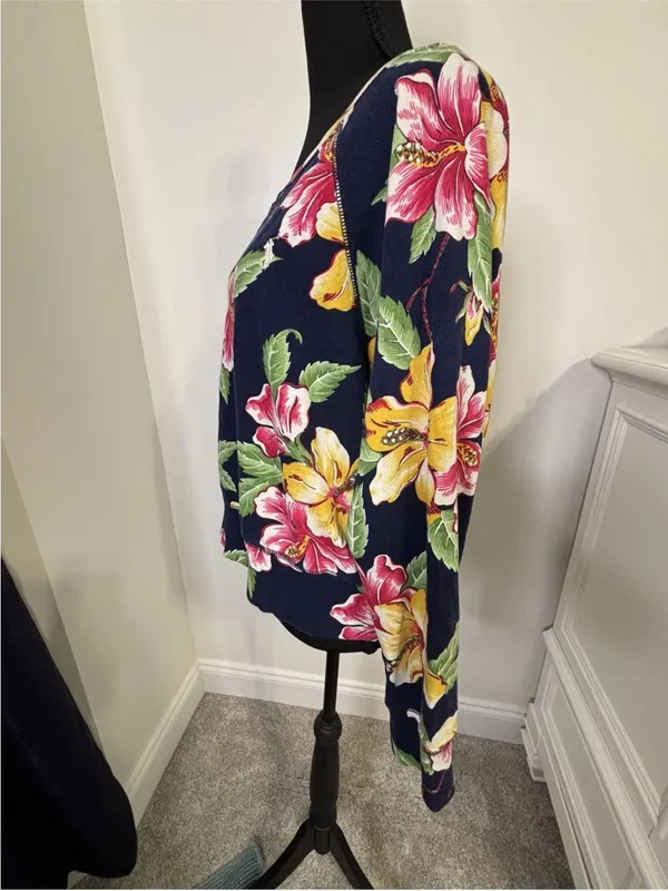 polo ralph Lauren women’s Floral Hibiscus Crop Sweatshirt Size Large Wide Neck - Image 3