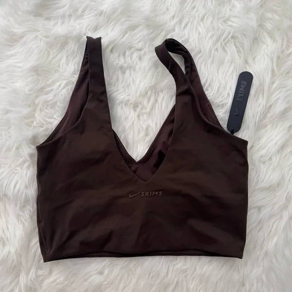 Nike Skims Matte V-Neck Longline Bra Dark Sepia Size Small - Image 6