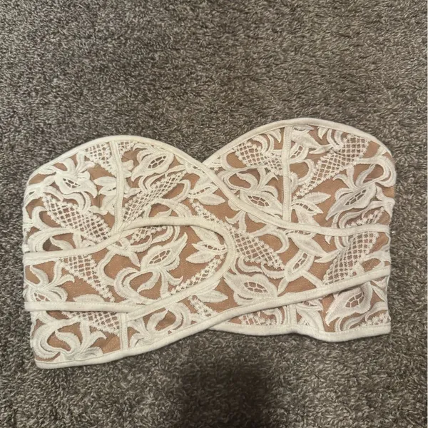 Neutral Sleeveless Crop Top White Size M - Image 2