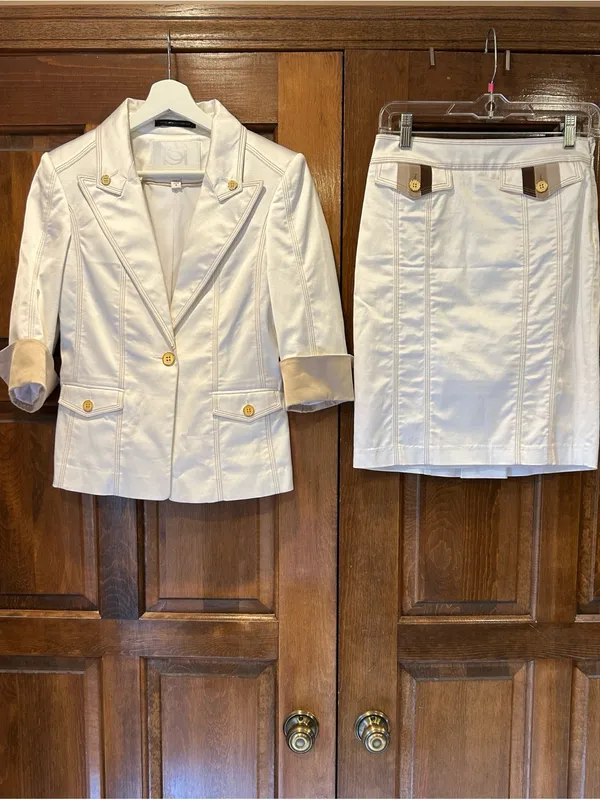 Bebe Collection Y2K Skirt Suit Set White Satin Blazer 8 Pencil Skirt 4 Italy - Image 2