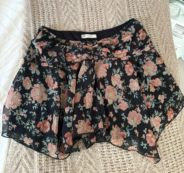 Floral Skirt  - Image 3