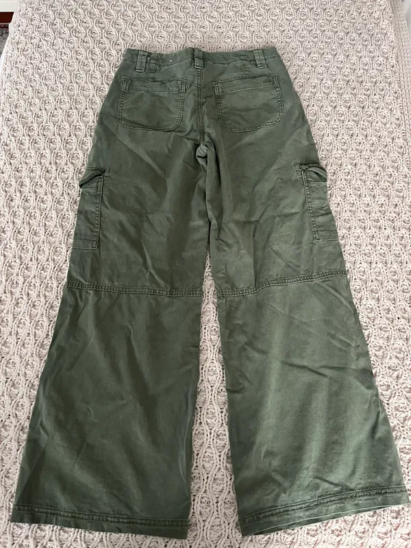 Cargos - Image 3