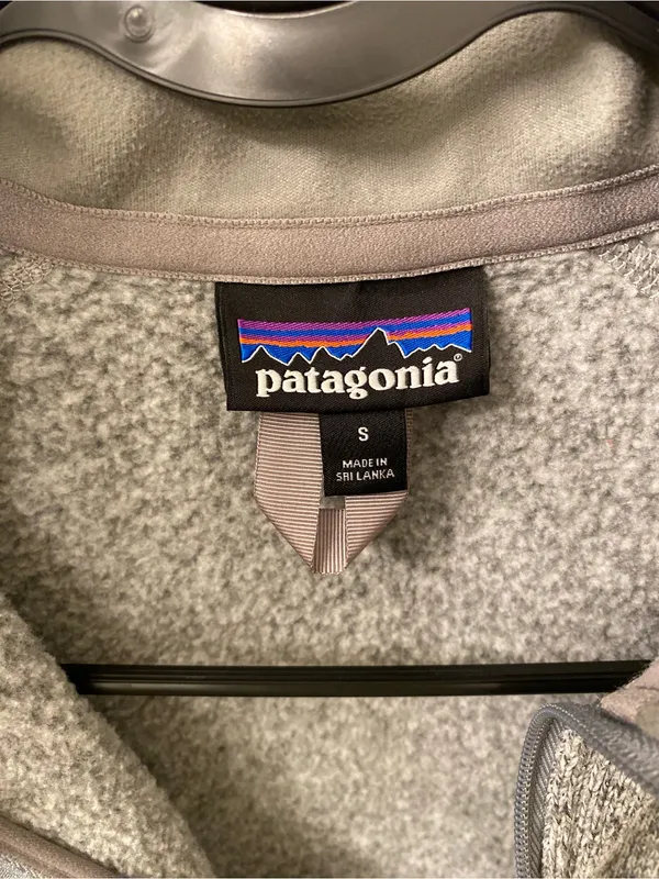 Patagonia Heather Gray 1/4-Zip Women's Sweater Fleece - Image 5
