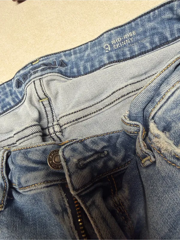 Arizona Jean Company Light Blue Skinny Jeans - Image 8