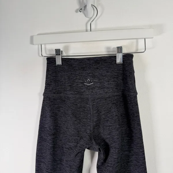 Beyond Yoga Spacedye Caught in the Midi High Waisted Leggings‎ Purple Womens XS? - Image 5