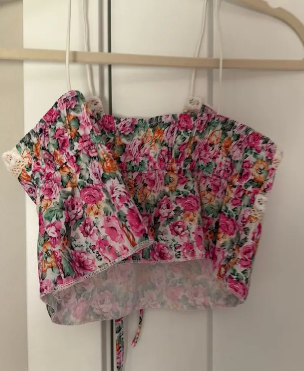 Shein Tank Top Cropped - Image 2