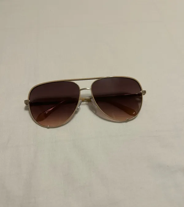 Quay High Key Sunglasses - Image 4