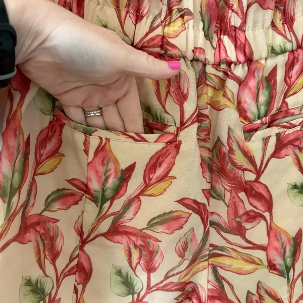 Lovers + Friends Bosworth Emory Tropical Print Tank Tan Red Floral Romper S NWOT - Image 7