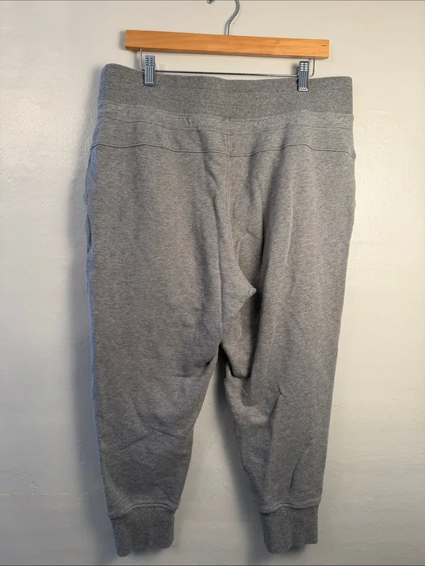 Lululemon Press Pause Jogger Heather Gray Size 12 - Image 8