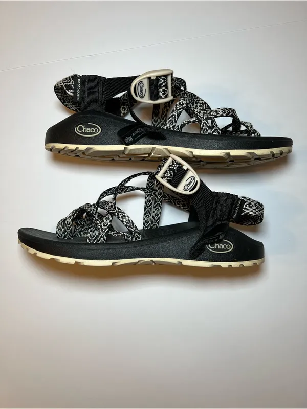 Chaco cloud women’s ZX2‎ classic sandals size 8 - Image 2