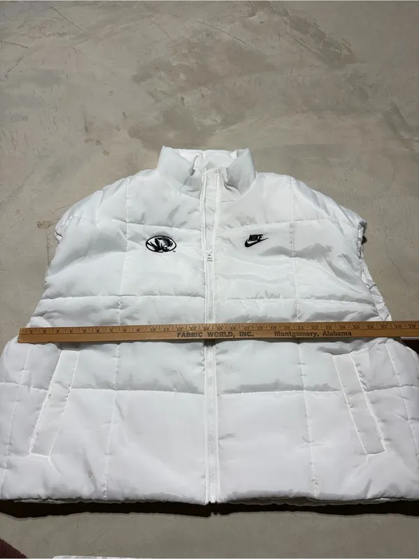Nike therma-fit White Puffer Vest mizzou logo Missouri XXL - Image 5