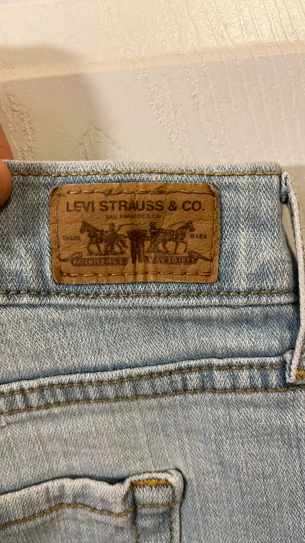 Levi’s Jean Shorts - Image 2