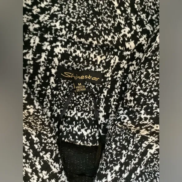 Nice,soft,very COMFY trench coat/long jacket 🖤🤍🖤 - Image 8