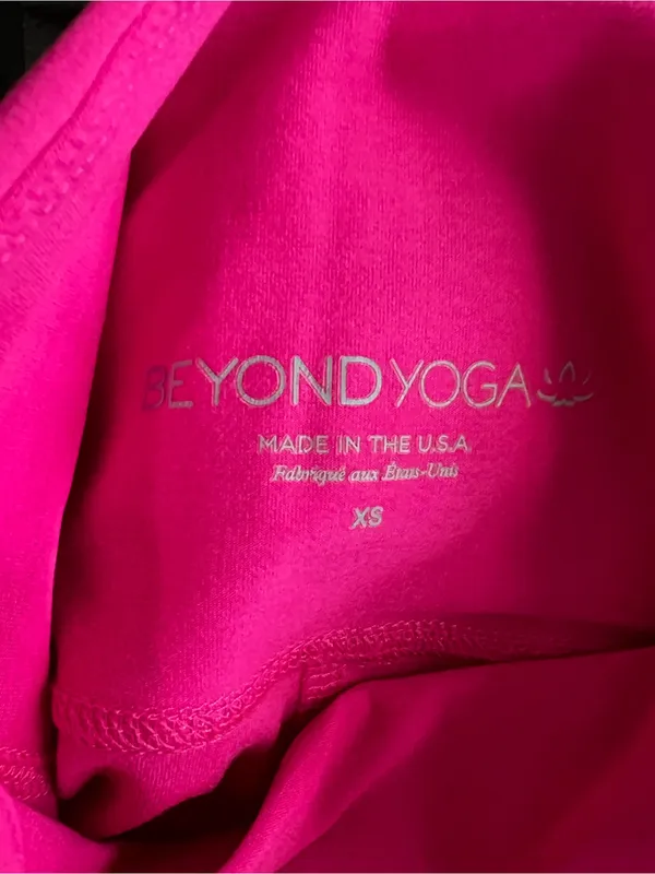 Beyond Yoga Caught in the Midi Pink Glow‎ High Waisted Leggings 24" Inseam - Image 8