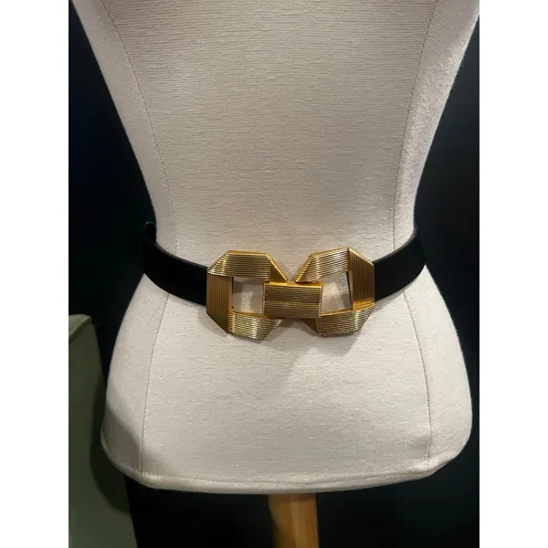 Zara Black Belt with Oversized Textured Gold Geometric Buckle Small/Medium - Image 2