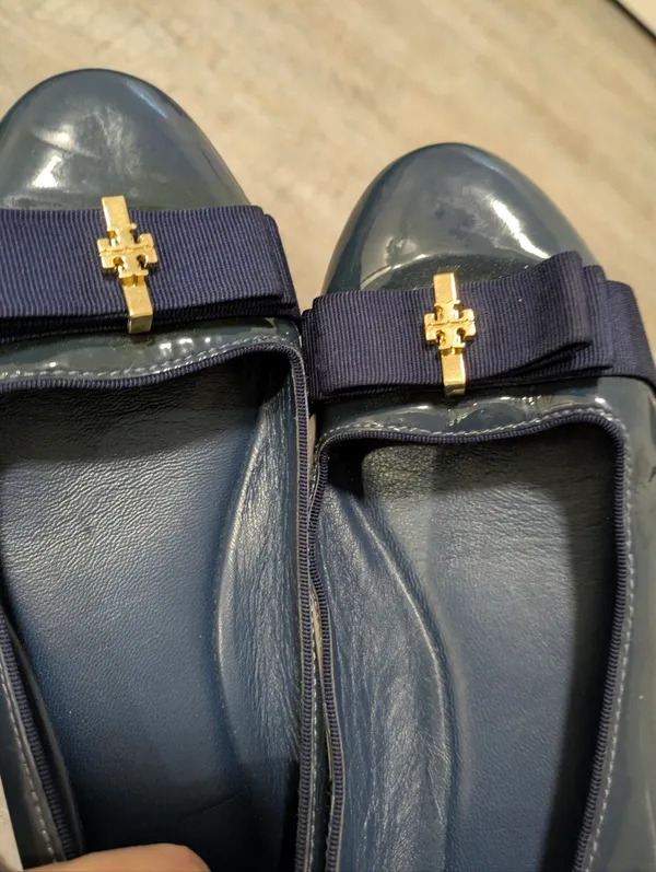 Tory Burch Navy Blue Patent Leather Trudy Ballet Flats Size 6.5 - Image 7