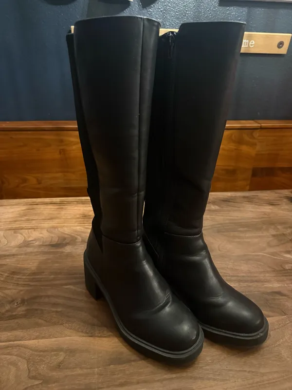 Black boots - Image 3