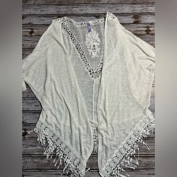 Alpine Woman’s White Lace Cardigan Beach/ Coastal size small - Image 2