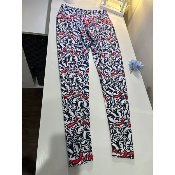 ZooZatz Wisconsin Badgers All Over Print Leggings Black White Red‎ Womens Small - Image 7