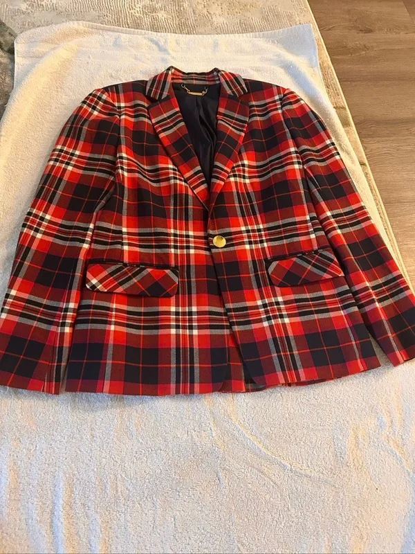 Trina Turk Plaid Blazer Red Muli Size 6 - Image 12