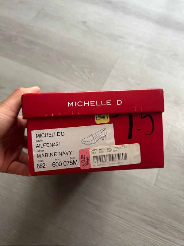 Michelle D Slip On Loafers Size 7.5 - Image 9