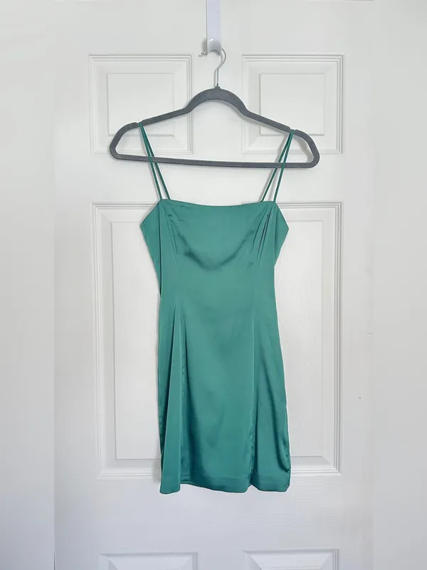 NWOT Sunday Best Shimmer Satin Dress - Emerald - 00 - Image 11
