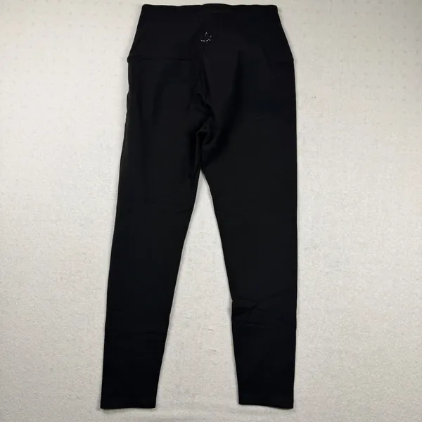 Beyond Yoga High Waist Cropped Capri Leggings Women’s M Black - Image 2