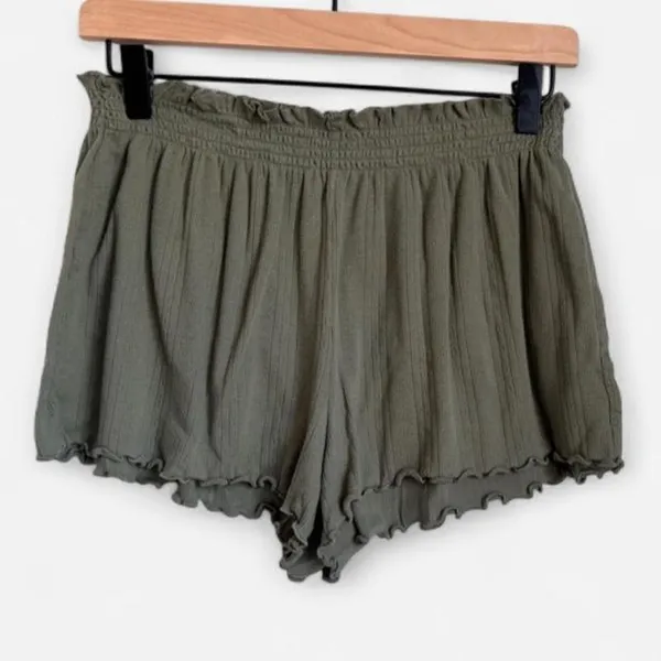 Aerie High Waisted Olive Green Ribbed Seamless Shorts Size M - Image 2