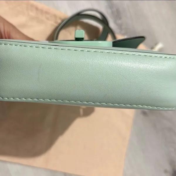 Mango Green Crossbody Bag with Vintage Design - Image 7